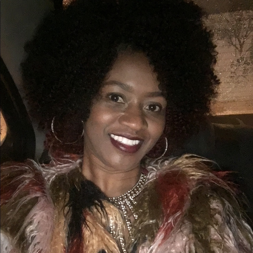 Meet your Posher, Marveda